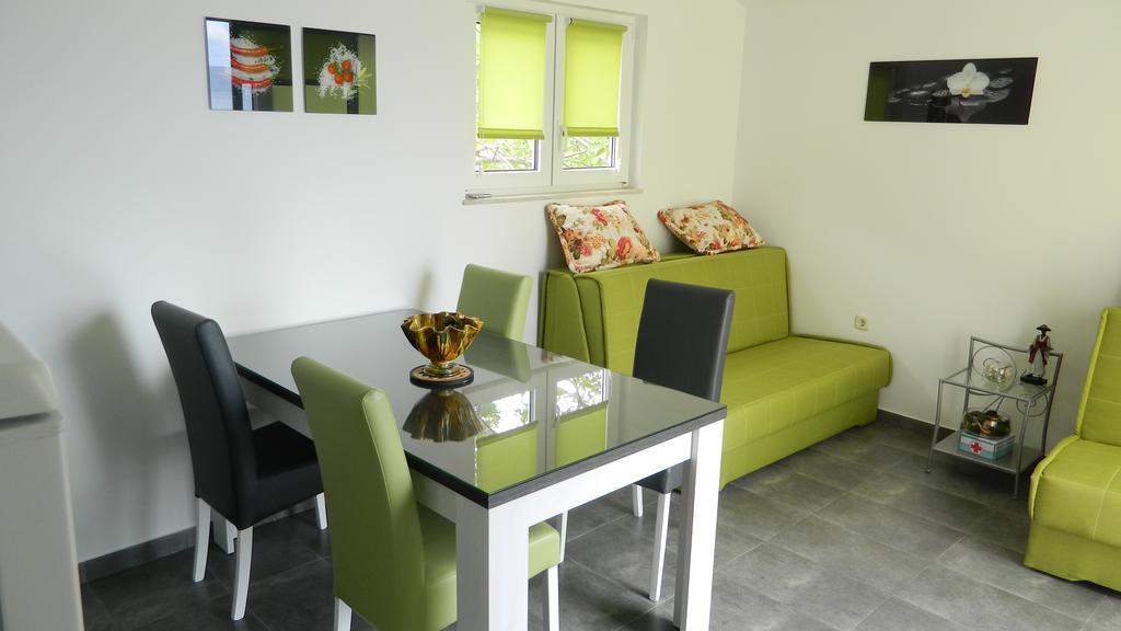 Apartmani Marinovic Podgora Exteriör bild