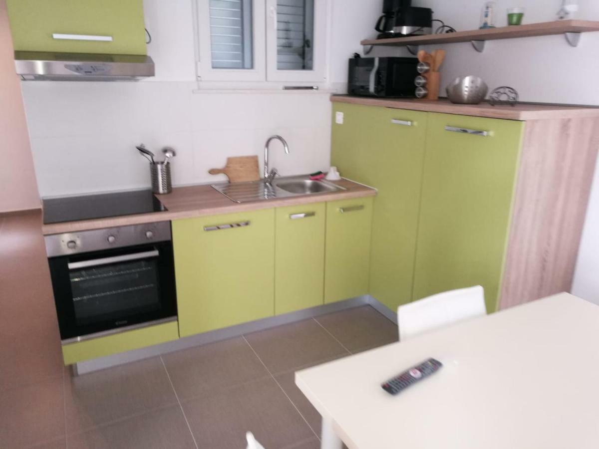 Apartmani Marinovic Podgora Exteriör bild