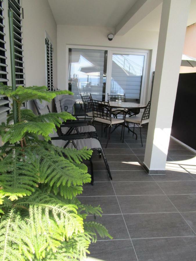 Apartmani Marinovic Podgora Exteriör bild