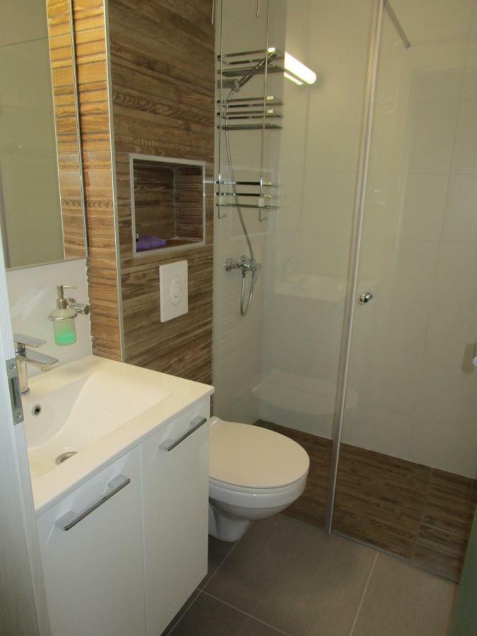 Apartmani Marinovic Podgora Exteriör bild