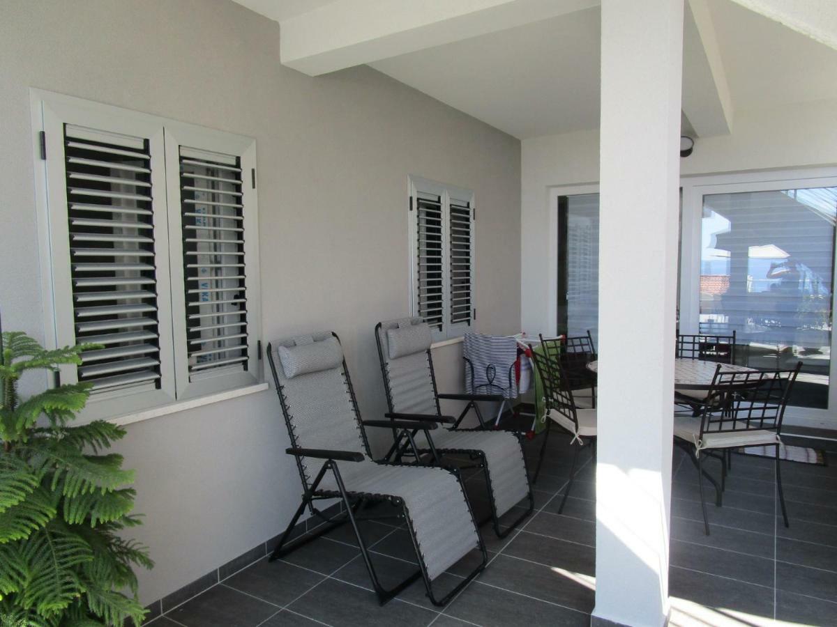 Apartmani Marinovic Podgora Exteriör bild