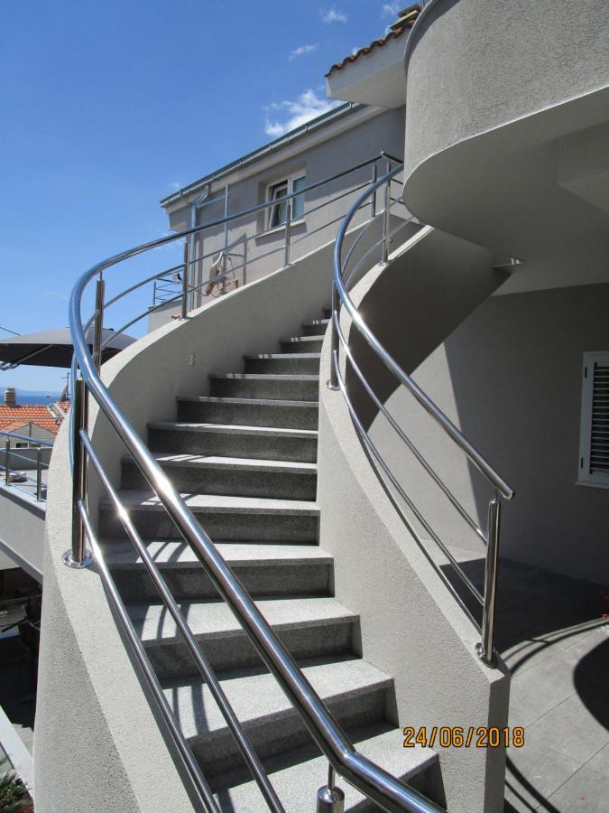 Apartmani Marinovic Podgora Exteriör bild